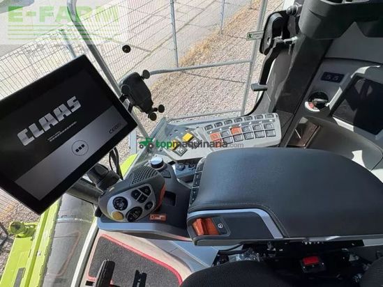 Cosechadora de Cereal - Claas - trion 750 terra trac