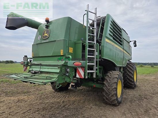 Cosechadora de Cereal - John Deere - t660