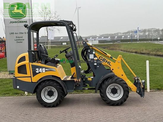 Minicargadora - Gehl - al340 kniklader