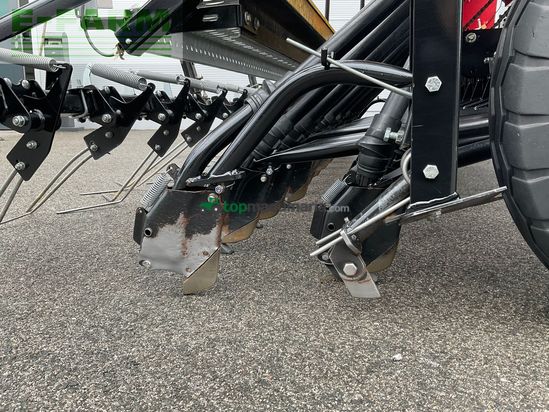 Grada rotativa - Regent - Orbit- M 3000 und Vitasem 300 Drillmaschine