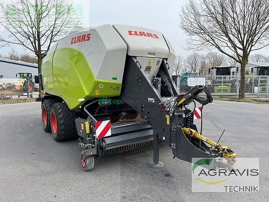 Empacadora gigant - Claas - quadrant 5300 evolution fc tandem