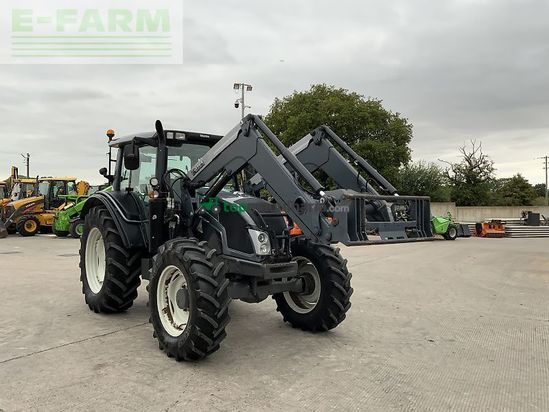 Tractor agrícola - Valtra - n113 hi tech tractor (st23833)
