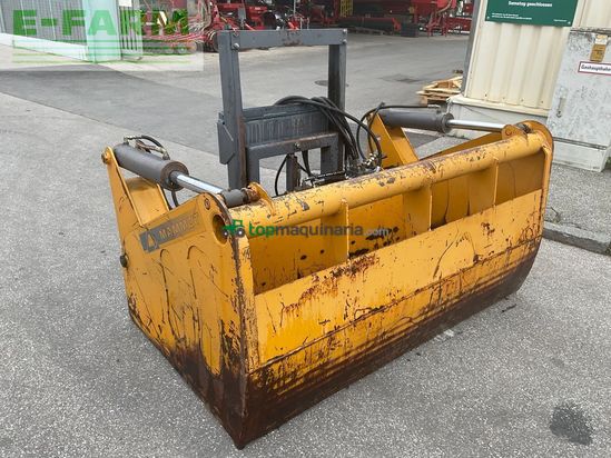 Esparcidor - Mammut - SC 195 H