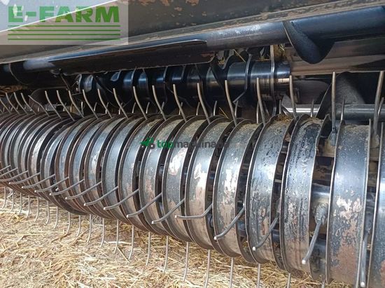 Empacadora gigant - New Holland - rb 180 superfeed