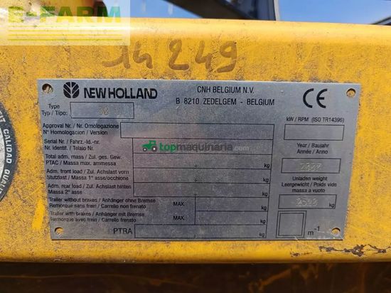 Cosechadora de Cereal - New Holland - cr980z