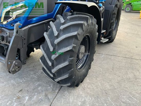 Tractor agrícola - Valtra - q265 unlimited tractor (st27767)