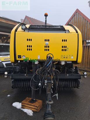 Empacadora gigant - New Holland - roll-belt 150