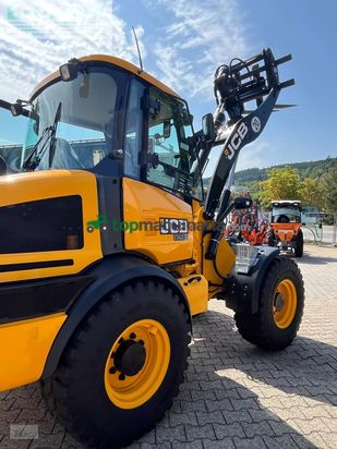 Minicargadora - JCB - 409
