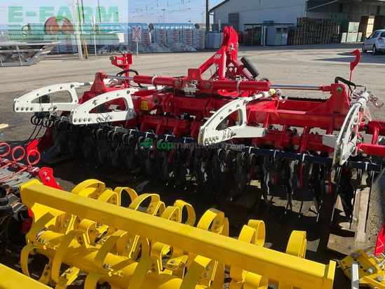 Grada de disco - Pöttinger - Terradisc 4001 K