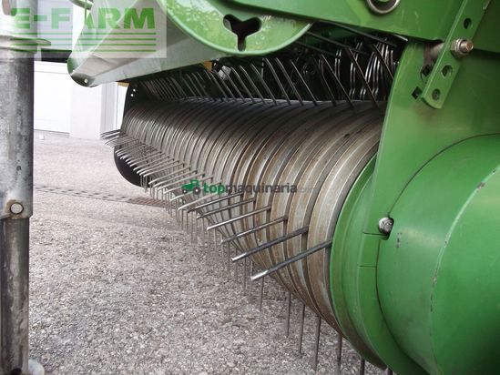 Empacadora gigant - Krone - fortima v 1500 multi cut