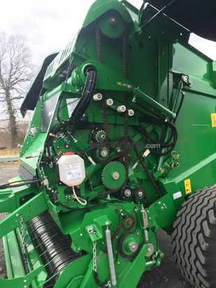 Empacadora gigant - John Deere - v 451 m maxicut 13 couteaux