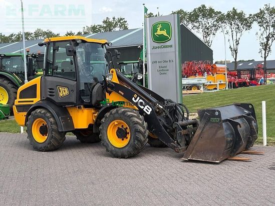 Minicargadora - JCB - 409 shovel