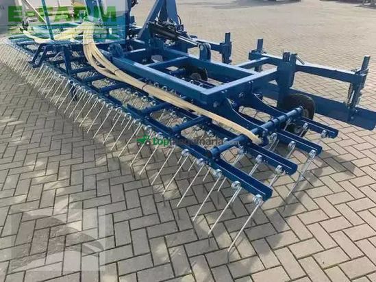 Combinado de siembra -  - wiesenstriegel 6m mit nachsaatgerät
