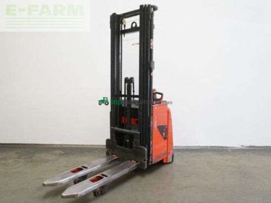 Elevadora - Linde - l 16 i 1173