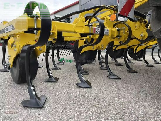 Cultivador - Bednar - versatill vn4000 light