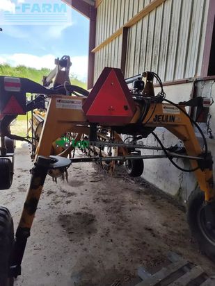 Rastrillo - Elho - v-twin 750