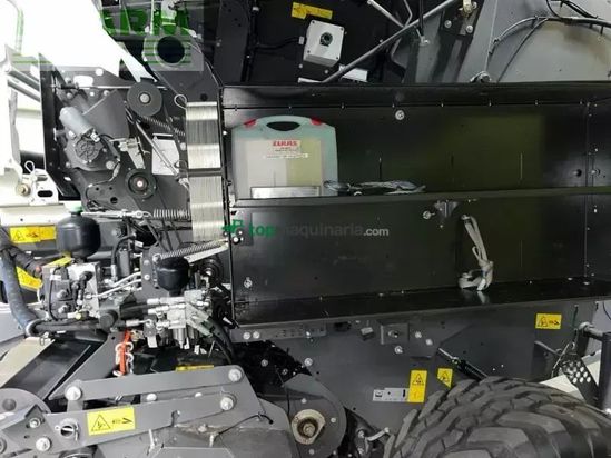 Empacadora gigant - Claas - variant 585 rc