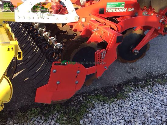 Grada de disco - Pöttinger - Terradisc 3001