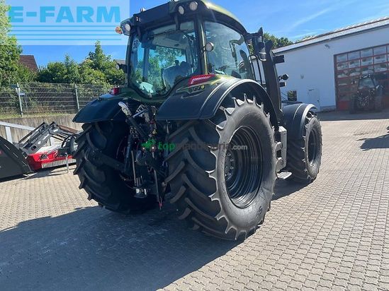 Tractor agrícola - Valtra - n 155 a mit fl. anbauteil und rüfa