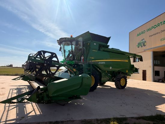 Cosechadora de Cereal - John Deere - T560i  HILLMASTER