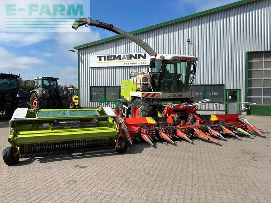 Cosechadora de Cereal - Claas - jaguar 870 mit kemper 360 und pu