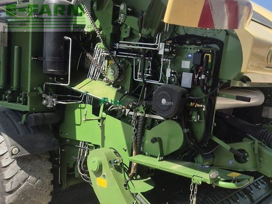 Empacadora gigant - Krone - comprima cv 150 xc plus