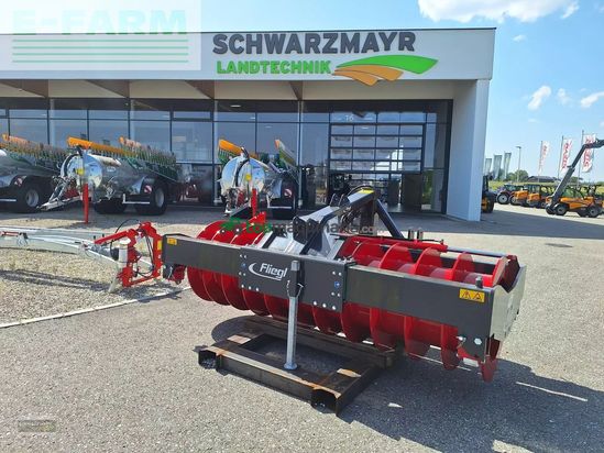 Esparcidor - Fliegl - silowalze 3000