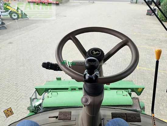 Cosechadora de Cereal - John Deere - w 540