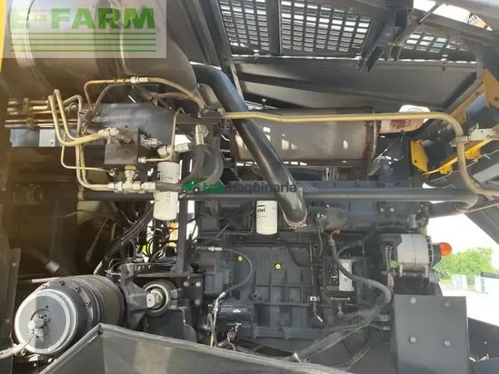 Cosechadora de Cereal - New Holland - fr 9050