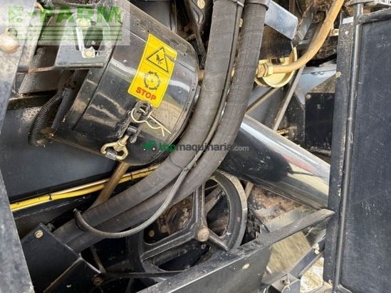 Cosechadora de Cereal - New Holland - cx 8070