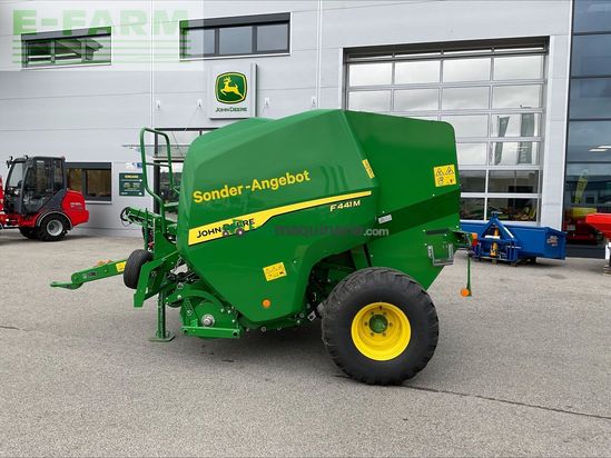 Empacadora gigant - John Deere - F 441 M Rundballenpresse
