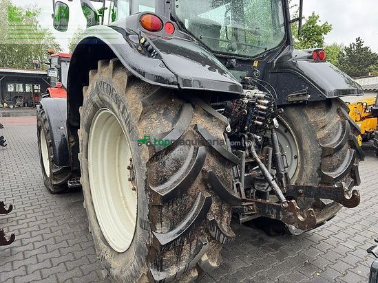Tractor agrícola - Valtra - t202 versu