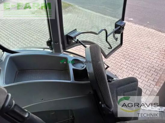 Tractor agrícola - Valtra - t 235 d