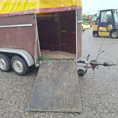 Remolqu agrícola -  - cattle trailer