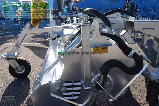 Riego -  - fliegl agrocenter kehrmaschine 1550