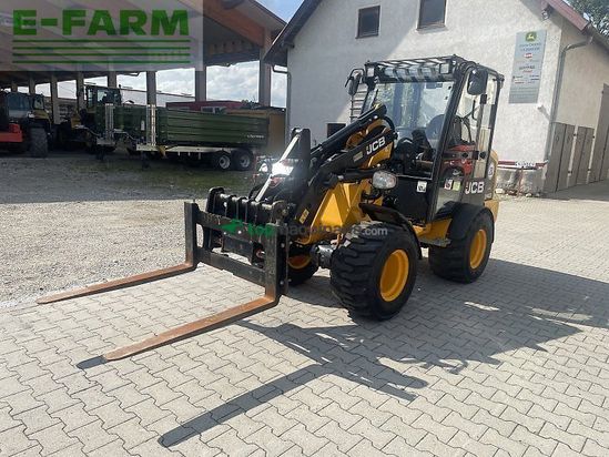 Minicargadora - JCB - smart power+ gabel