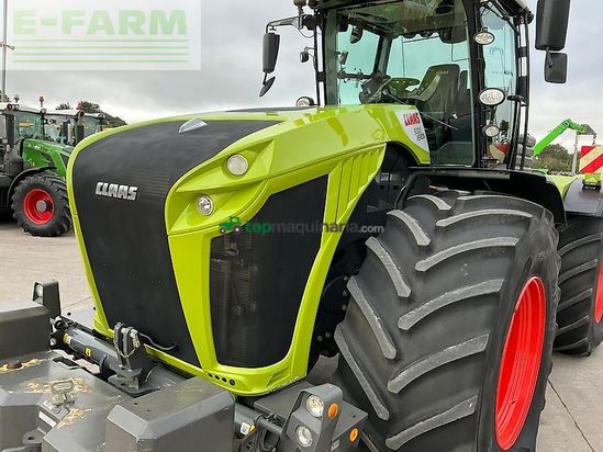 Tractor agrícola - Claas - xerion trac 5000 tractor (st26926)