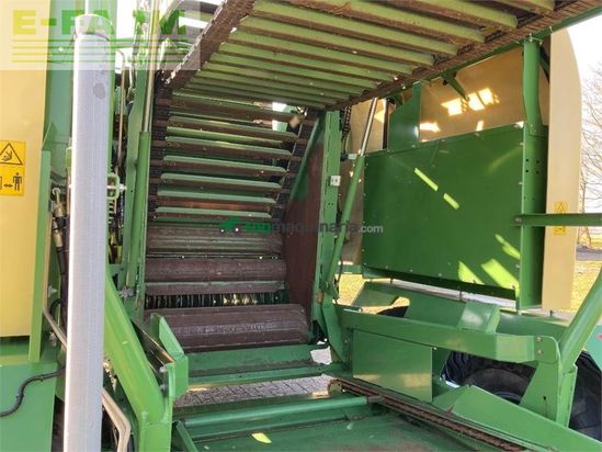 Empacadora gigant - Krone - comprima cv 150 xc