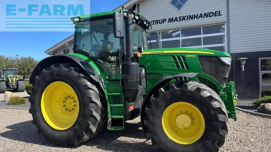 Tractor agrícola - John Deere - 6215r med frontlift og front pto på