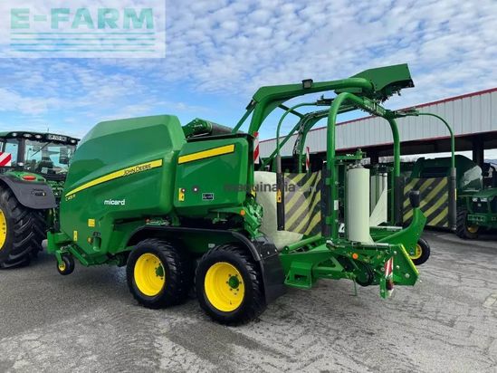 Empacadora gigant - John Deere - c451r