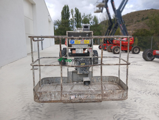 Brazo MANITOU 180ATJ