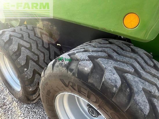 Empacadora gigant - Krone - big pack 1270 vc