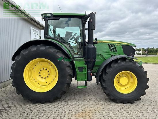 Tractor agrícola - John Deere - 6215r