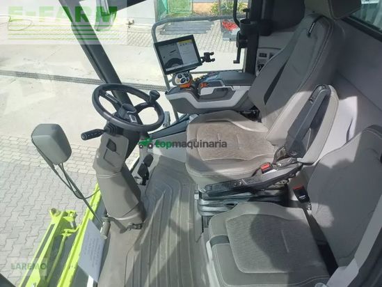 Cosechadora de Cereal - Claas - trion 750 montana + v 770