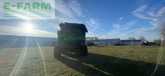 Cosechadora de Cereal - John Deere - S785