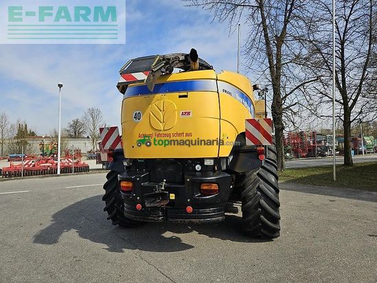 Cosechadora de Cereal - New Holland - fr 9060
