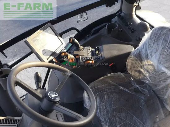 Tractor agrícola -  - 6r110