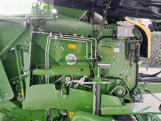 Empacadora gigant - Krone - comprima f 125 xc