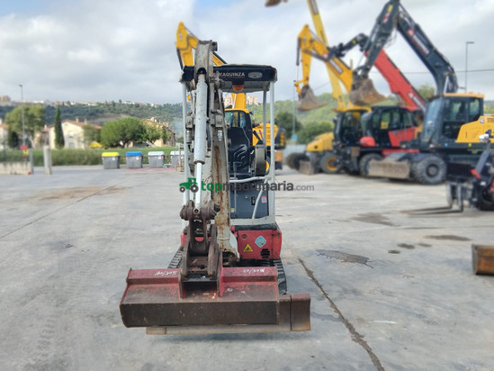 Miniexcavadora TAKEUCHI TB215R EASY