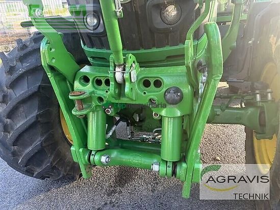 Tractor agrícola - John Deere - 6120 m